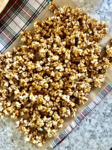 Easy Old Fashioned Caramel Corn