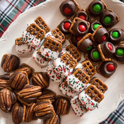 Festive Rolo Pretzel bites. Rolo Pretzel Delights. Rolo Turtles