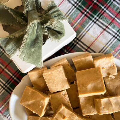 Easy 4 Ingredient Peanut Butter Fudge