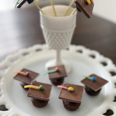 No-Bake Graduation Cap Treats